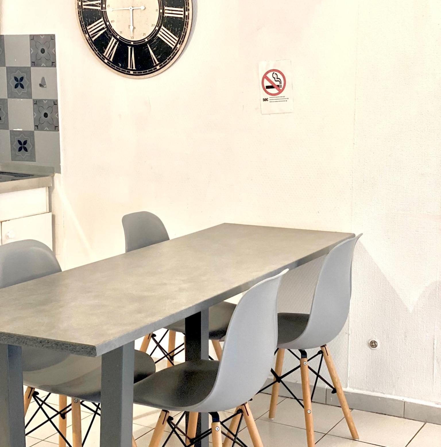 Studio Des Cathares Apartment Каркасон Екстериор снимка